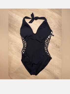 Kenneth Cole One Piece Bathingsuit